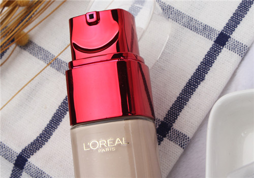 大牌粉底护肤品推荐,化妆品必买清单粉底液