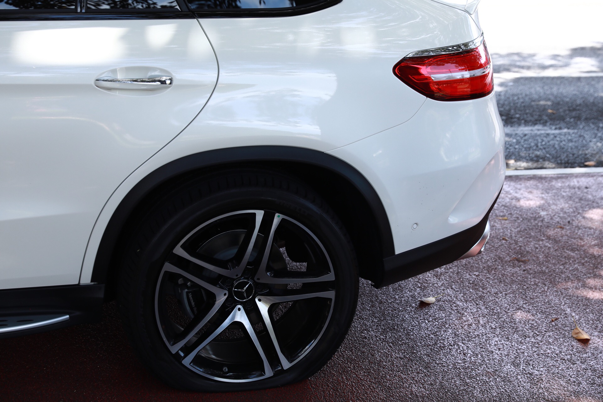 奔驰gle400与宝马x5比较,奔驰gle400和宝马x5怎么选择