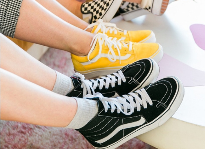 既好看又耐穿的运动鞋,公认好看又脚感好的休闲运动鞋