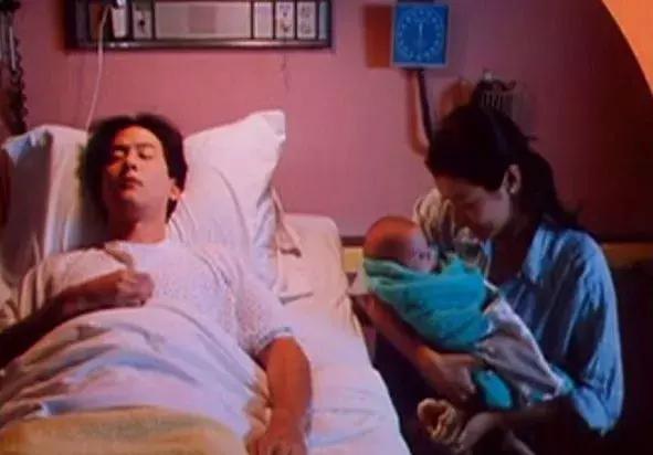 男人怀孕？？在电影里从来不新鲜丨特冷门