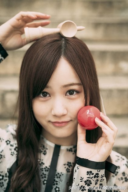 吉本坂46第一张单曲收录曲,吉本坂46现场版