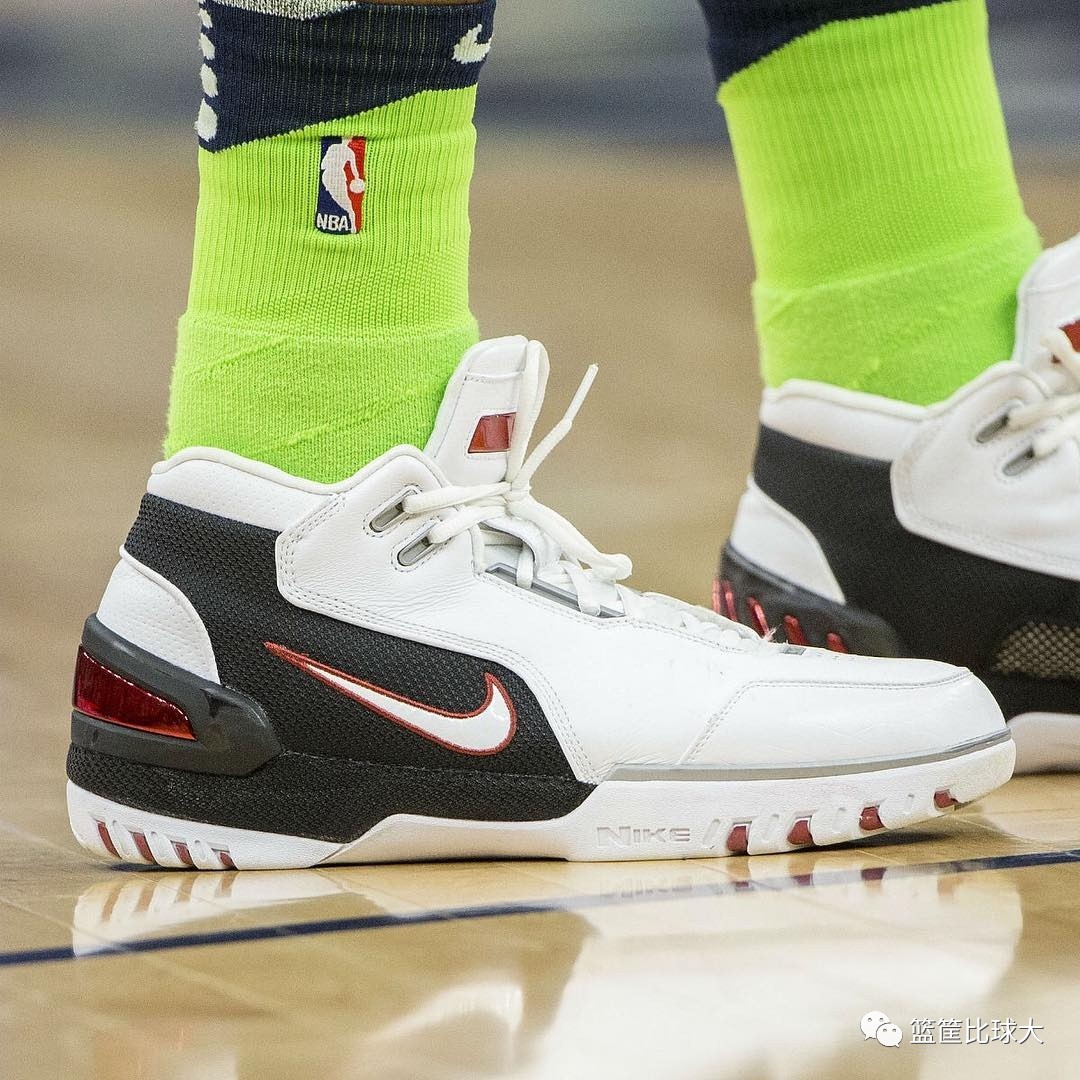 库里中国赛2017深圳出场仪式,2020库里nba入场秀