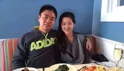 章泽天谈年轻富豪,28岁身价千亿的章泽天