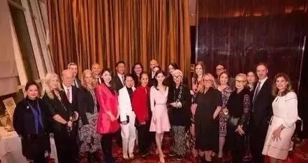 章泽天谈年轻富豪,28岁身价千亿的章泽天