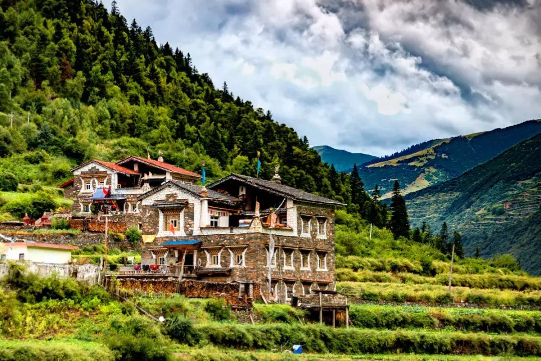 四川最美最值得去的10个地方,四川3月份哪里风景好