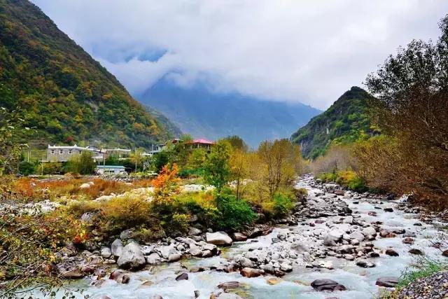 四川最美最值得去的10个地方,四川3月份哪里风景好