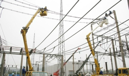 楼道保护器跳闸维修,楼道总电闸有电进户没电什么原因