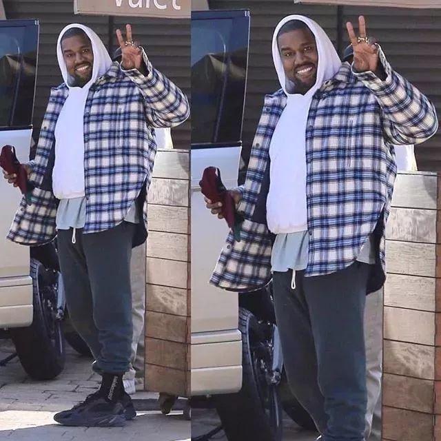 想骚还能买得起，开学这么穿让你成功撩到学妹哦