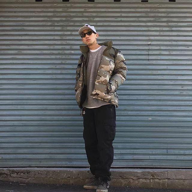 想骚还能买得起，开学这么穿让你成功撩到学妹哦