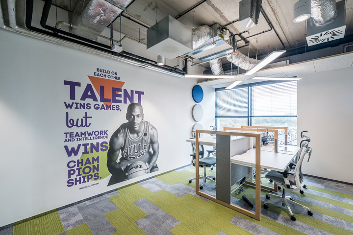 图形盛宴跨境电商平台OLXGroup波兹南总部设计欣赏