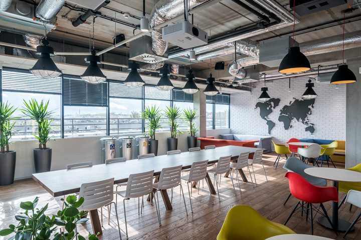 图形盛宴跨境电商平台OLXGroup波兹南总部设计欣赏