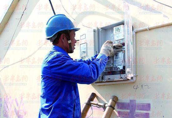 楼道保护器跳闸维修,楼道总电闸有电进户没电什么原因