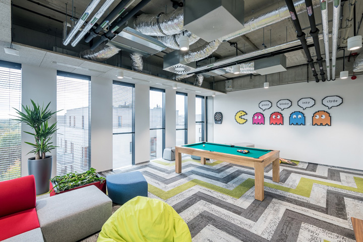 图形盛宴跨境电商平台OLXGroup波兹南总部设计欣赏