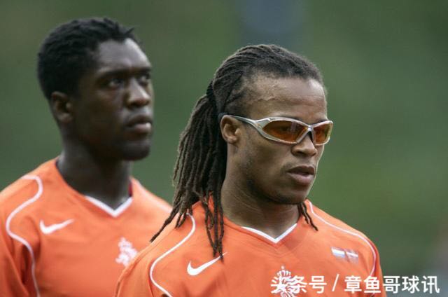 中国足球第4位归化国脚,中国目前为止有几名足球归化球员