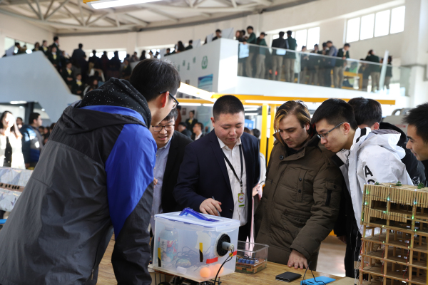 大学生3d打印创意大赛,创客机器人大赛寓教于乐精彩纷呈