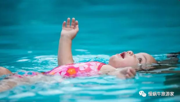 你永远不知道水下存在的危险,浮潜和潜水哪个更好