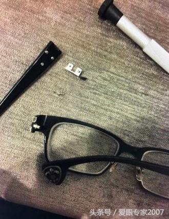 克罗心墨镜的镜片,chromehearts克罗心半框眼镜