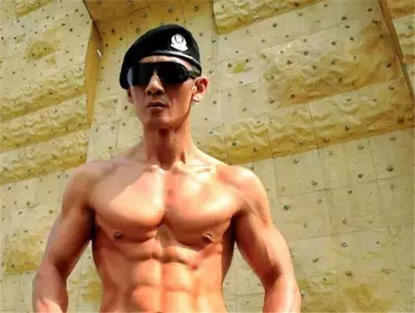 董璇雪花女神龙什么时候拍的,雪花女神龙女主角董璇剪辑