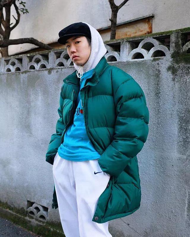 想骚还能买得起，开学这么穿让你成功撩到学妹哦