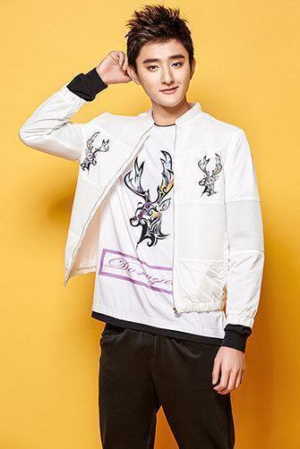 娱乐明星最新资讯,大连十大男明星名单