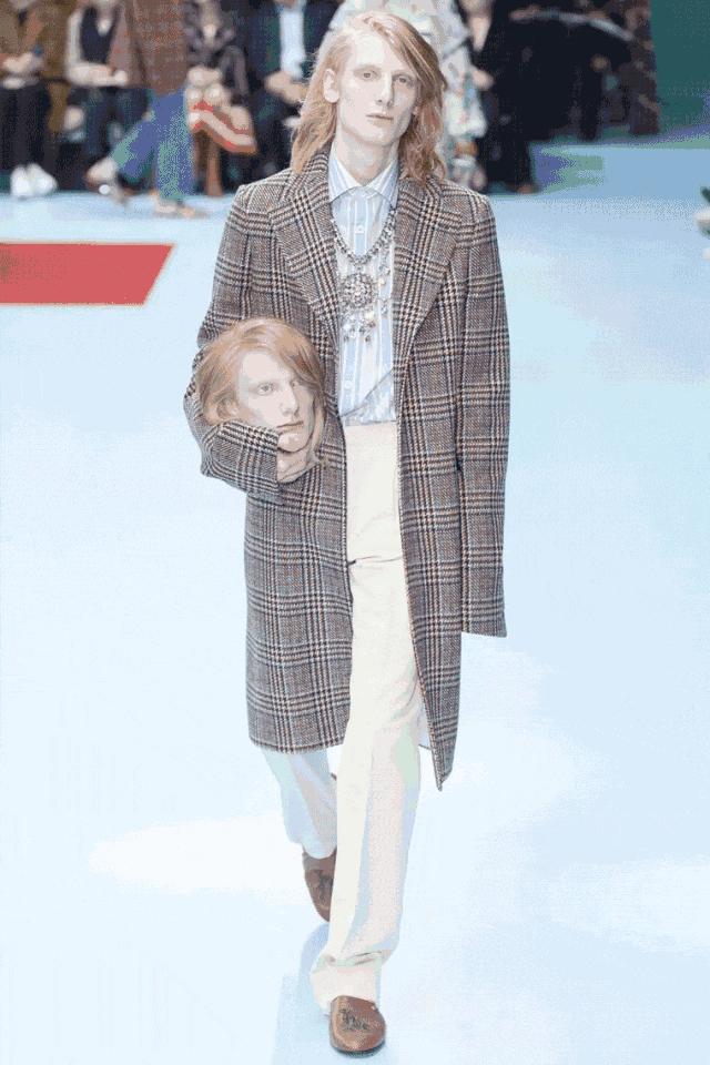 抱着狗狗走秀,抱着狗狗模特走秀视频