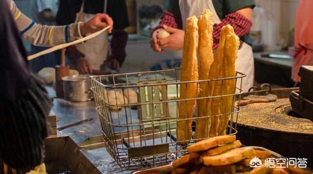 路边摊月入万元,摆路边摊每天能赚1000吗