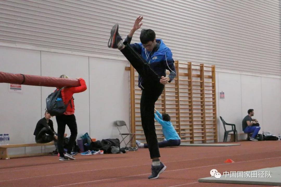 蓄势待发期待明天的比赛,蓄势待发敬请期待