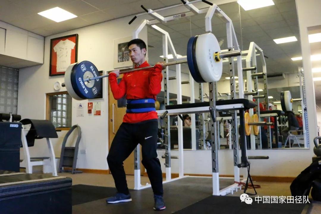 蓄势待发期待明天的比赛,蓄势待发敬请期待