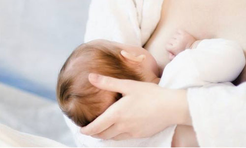 宝宝偏脖怎么纠正,宝宝吃偏奶怎么能纠正过来