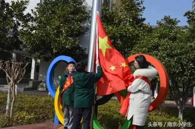 新学期新气象小学开学典礼,仁里小学争做新时代好队员