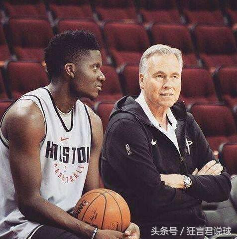 鐏姝ｅ紡缁害楗肩殗,灏忛粦vs鑾浄