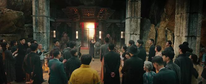 这部几乎把韩国人都赶到影院的巨片，我一手五颗星一手一颗星