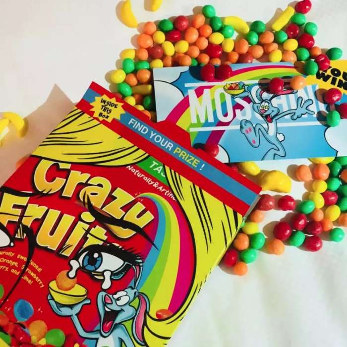 抱着狗狗走秀,抱着狗狗模特走秀视频