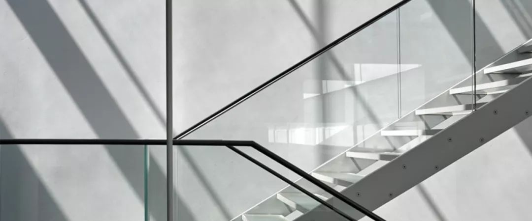 prada普拉达现在的意义,prada墙裂解析