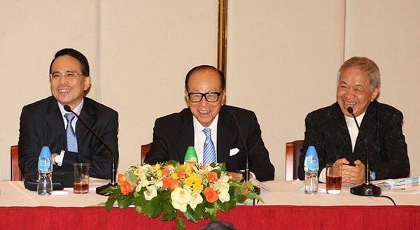 李嘉诚的经商经历,李嘉诚的高管薪资