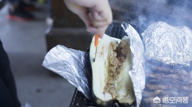 路边摊月入万元,摆路边摊每天能赚1000吗