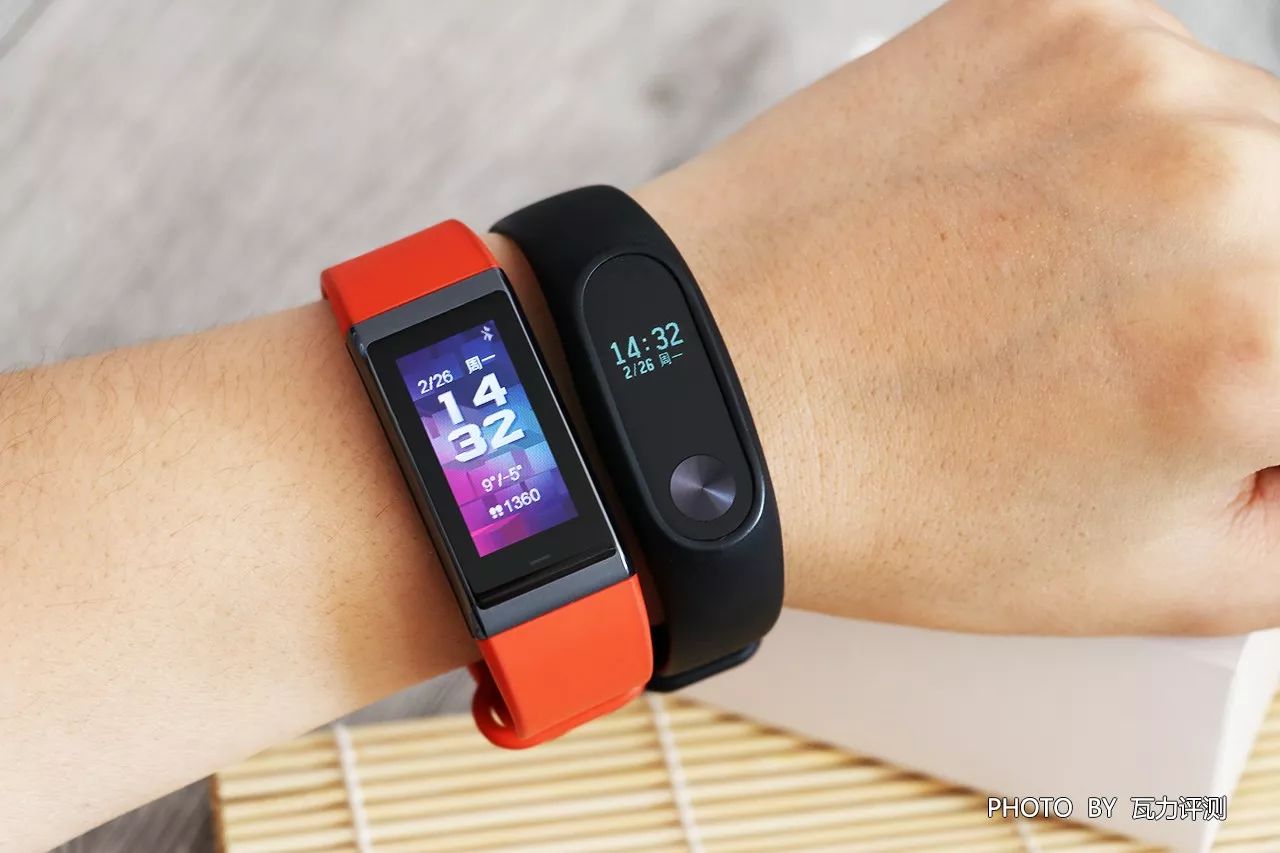 amazfit米动手环,amazfit米动手表青春版1s换表盘