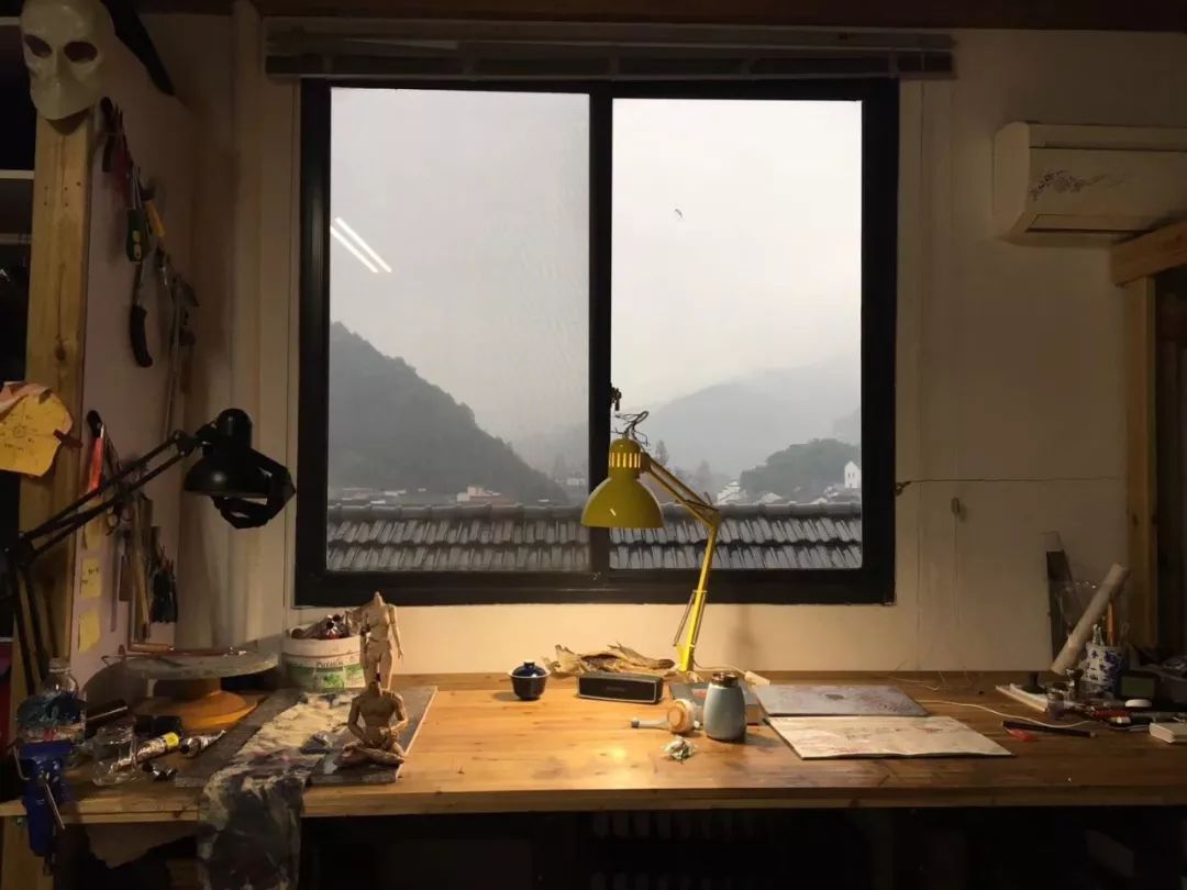 吹手报告|那些不上班的写作者