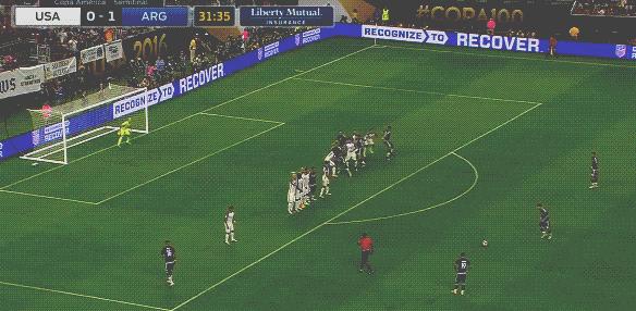 盘点梅西十大无解任意球,梅西任意球和c罗任意球