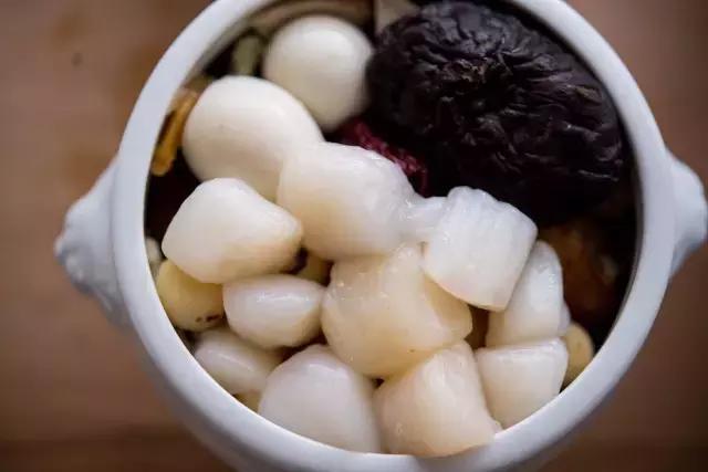 年节食材没吃完？让佛跳墙解决冰箱爆炸的困扰