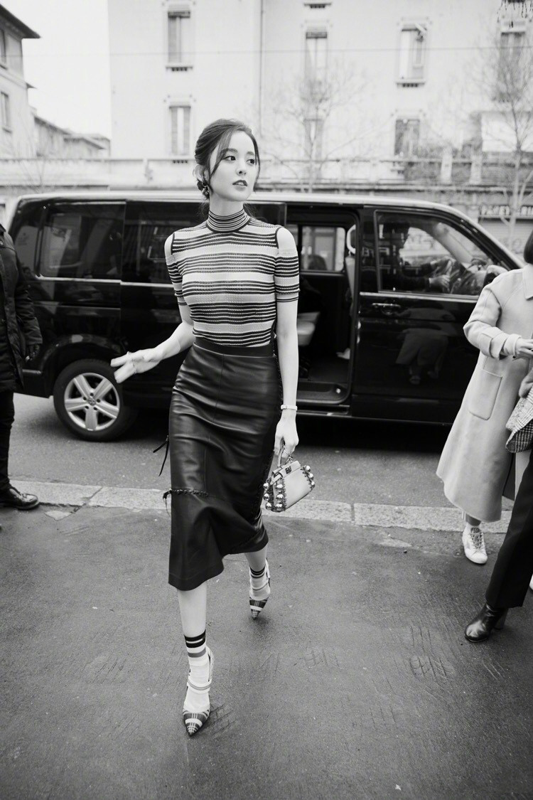 被演戏耽误的美妆,被演技耽误的女艺人