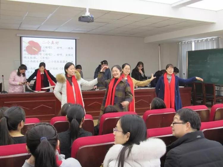 虎跃龙腾迎新春,虎跃龙腾扬帆起航