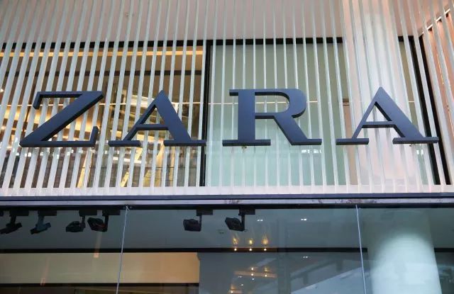 burberry首席创意总监,burberry新任创意总监