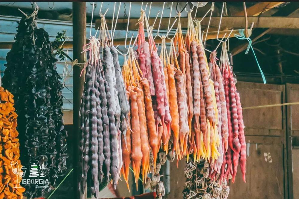 藏在山谷间的红酒小镇,藏在山谷的红酒小镇