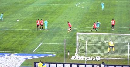 盘点梅西十大无解任意球,梅西任意球和c罗任意球