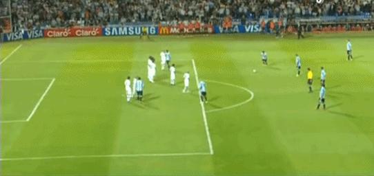 盘点梅西十大无解任意球,梅西任意球和c罗任意球