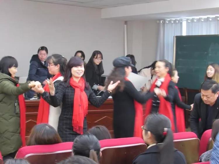 虎跃龙腾迎新春,虎跃龙腾扬帆起航