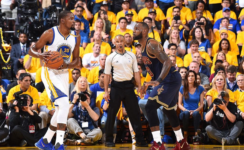 2011年詹姆斯总决赛失利,詹姆斯面对媒体谈论总决赛失利