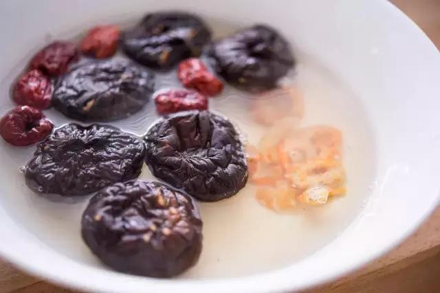 年节食材没吃完？让佛跳墙解决冰箱爆炸的困扰