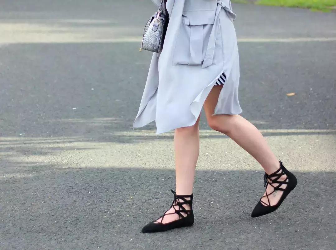 鞋子怎么选择适合自己的脚,选对鞋子对脚的好处